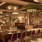& Oceania L'univers 酒店 图尔