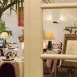 & Oceania L'univers Hotel 4*