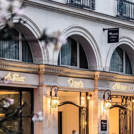 Hotel & Oceania L'univers