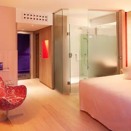 & Oceania L'univers Hotel