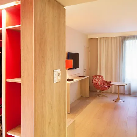 & Oceania L'univers Hotel 4*