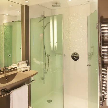 Hotel Hôtel&spa Oceania L'univers Tours