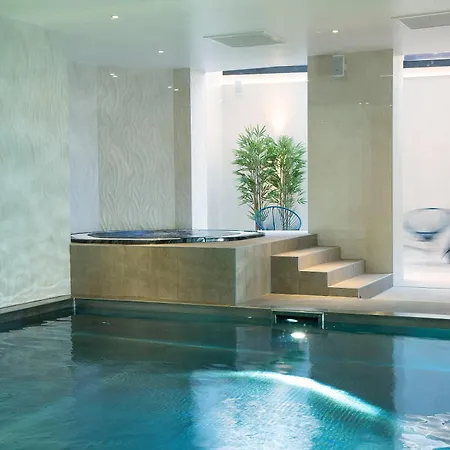 Hôtel&spa Oceania L'univers Hotel Tours