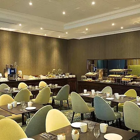 & Oceania L'univers Hotel