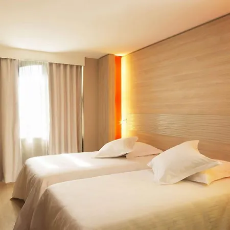 & Oceania L'univers Hotel