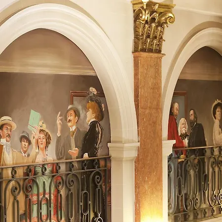 Hotel & Oceania L'univers