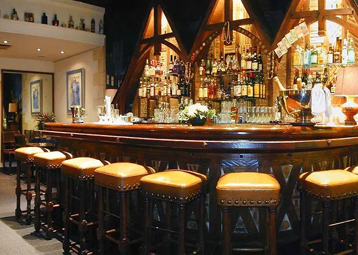 & Oceania L'univers 4* Tours