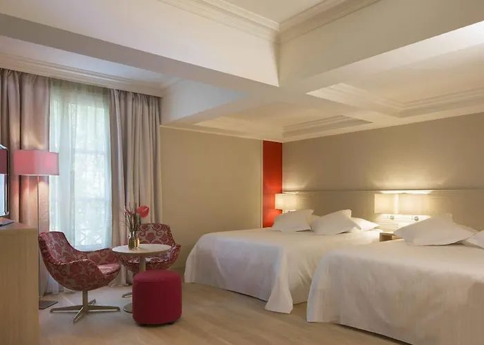 & Oceania L'univers 4*