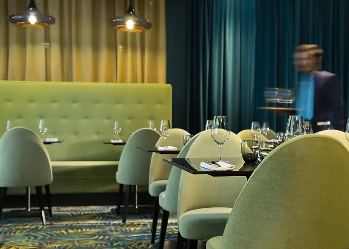 & Oceania L'univers Tours