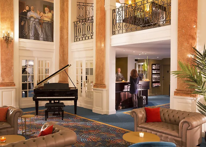 Hotel & Oceania L'univers