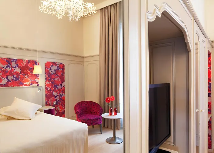 & Oceania L'univers Hotel Tours