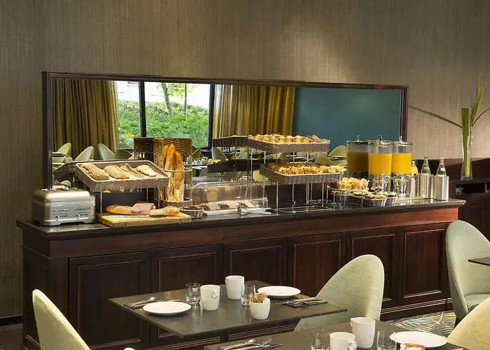 & Oceania L'univers טור