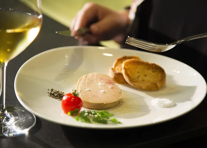 Hotel & Oceania L'univers 4*