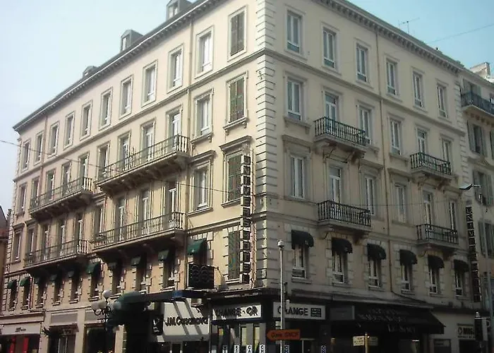 & Oceania L'univers 图尔