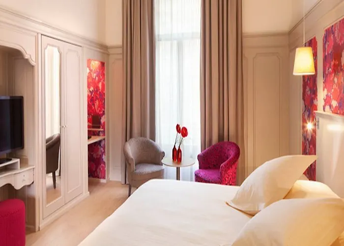 Hotel & Oceania L'univers