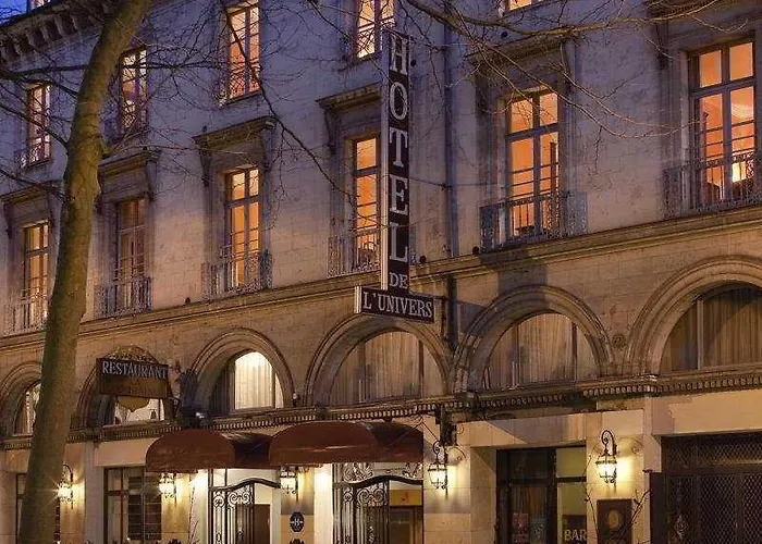 Hotel & Oceania L'univers 4*