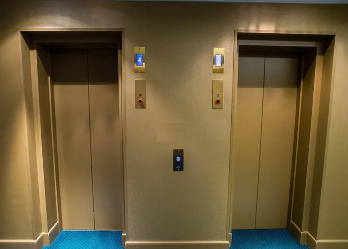 酒店 & Oceania L'univers 图尔