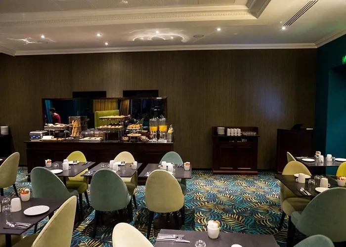 & Oceania L'univers Hotel 4*