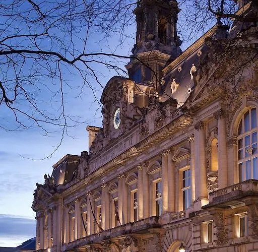 酒店 & Oceania L'univers 4*