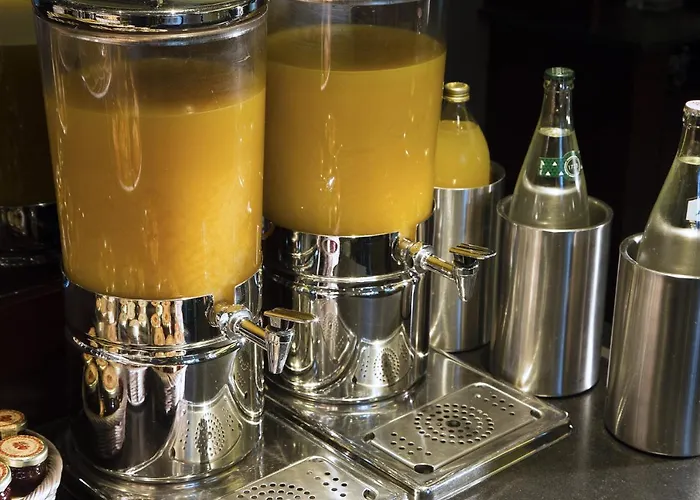 & Oceania L'univers 4*